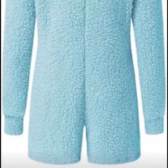 Fleecey Sherpa Ear Hooded Romper - new! ✨😍 - Picture 4 of 14